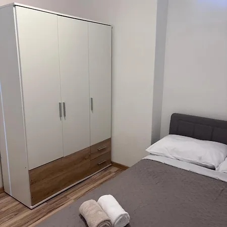 Dva Galeba Apartment Celina
