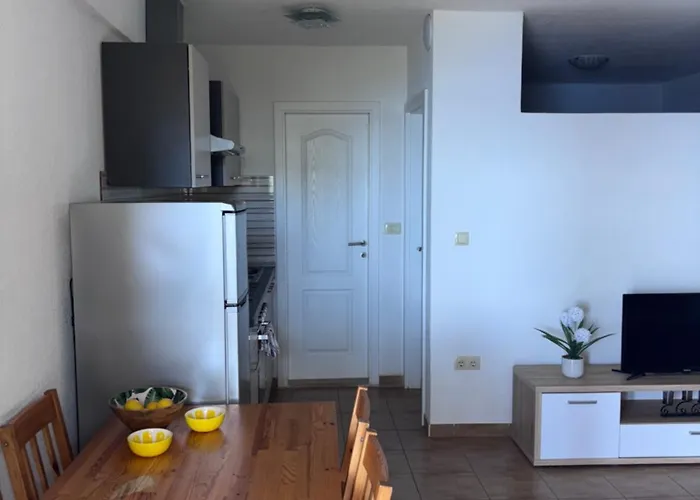 Dva Galeba Apartment *